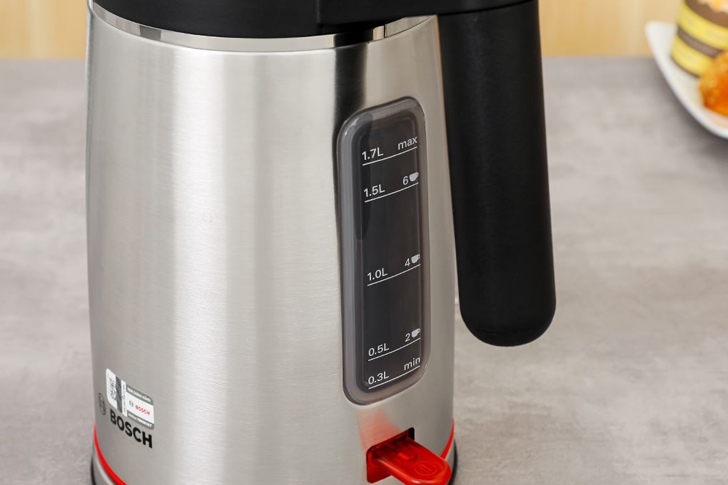 Bình đun siêu tốc Bosch 1.7 lít TWK6M480 Màu Inox