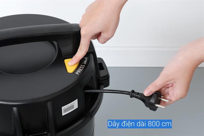 Máy hút bụi công nghiệp Panasonic MC-YL637SN49 Màu Đen