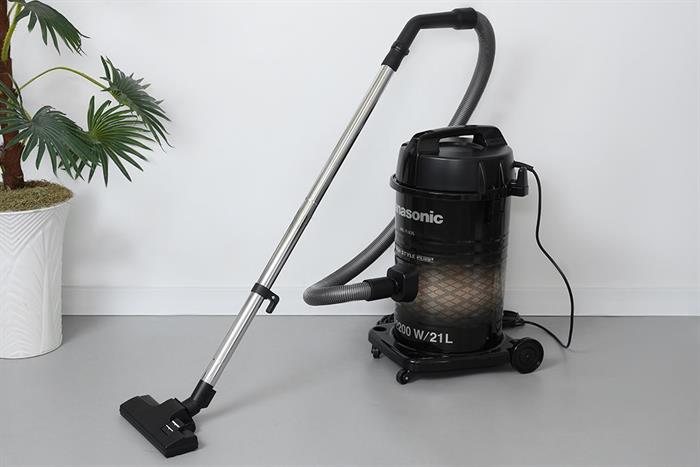 Máy hút bụi công nghiệp Panasonic MC-YL635TN46 Màu Đen - Vàng đồng