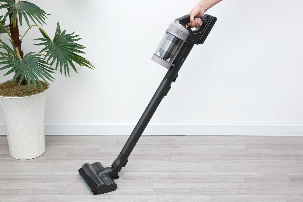 Máy hút bụi không dây Samsung VS80F28DBP/SV Màu Đen - Xám