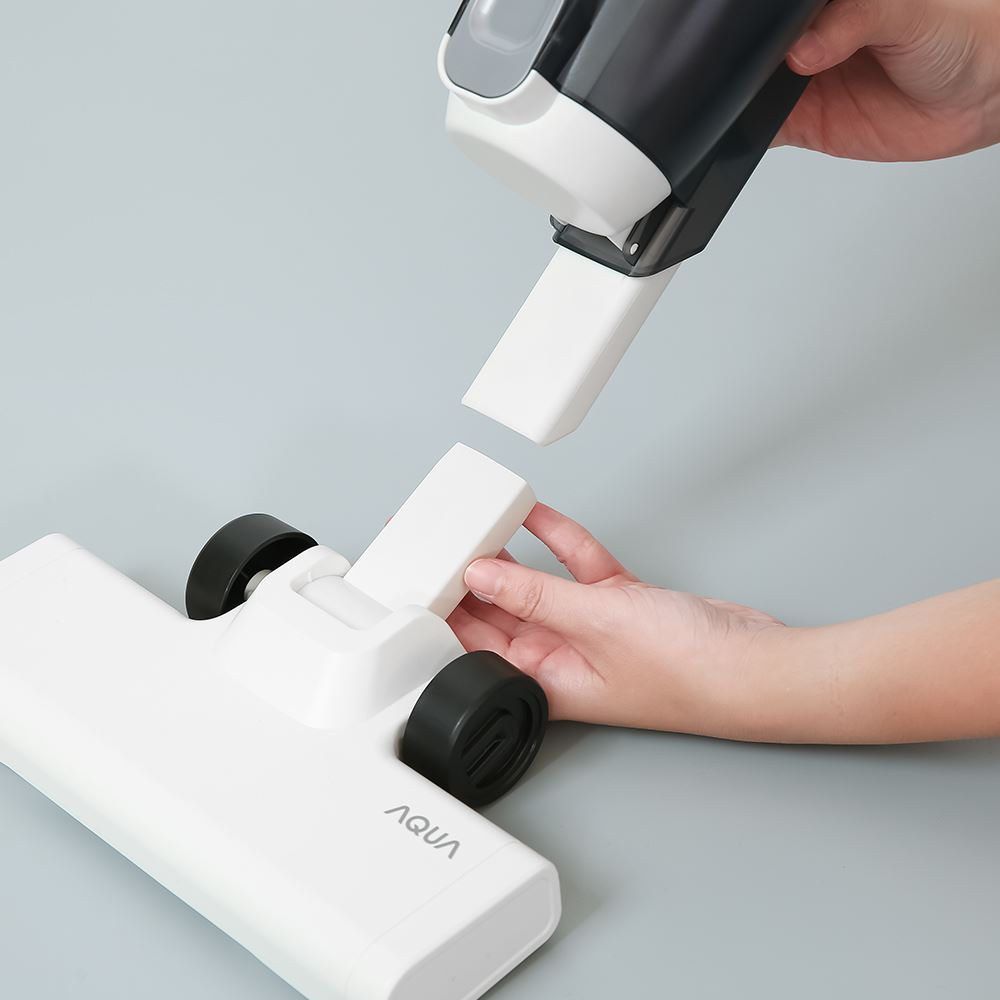 Máy hút bụi cầm tay AQUA AQS-CCX600R(W)-VN Màu Trắng