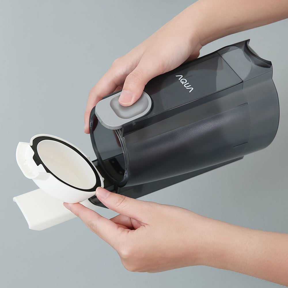 Máy hút bụi cầm tay AQUA AQS-CCX600R(W)-VN Màu Trắng