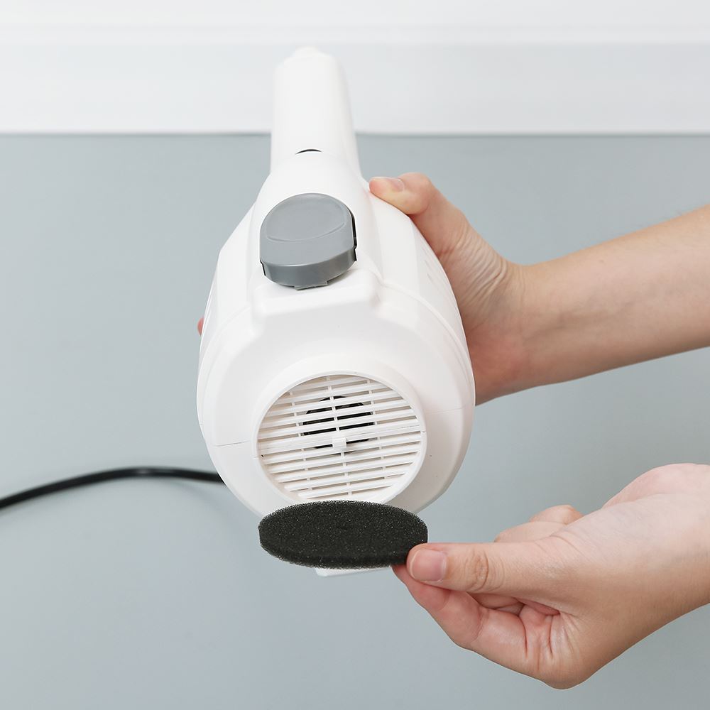 Máy hút bụi cầm tay AQUA AQS-CCX600R(W)-VN Màu Trắng