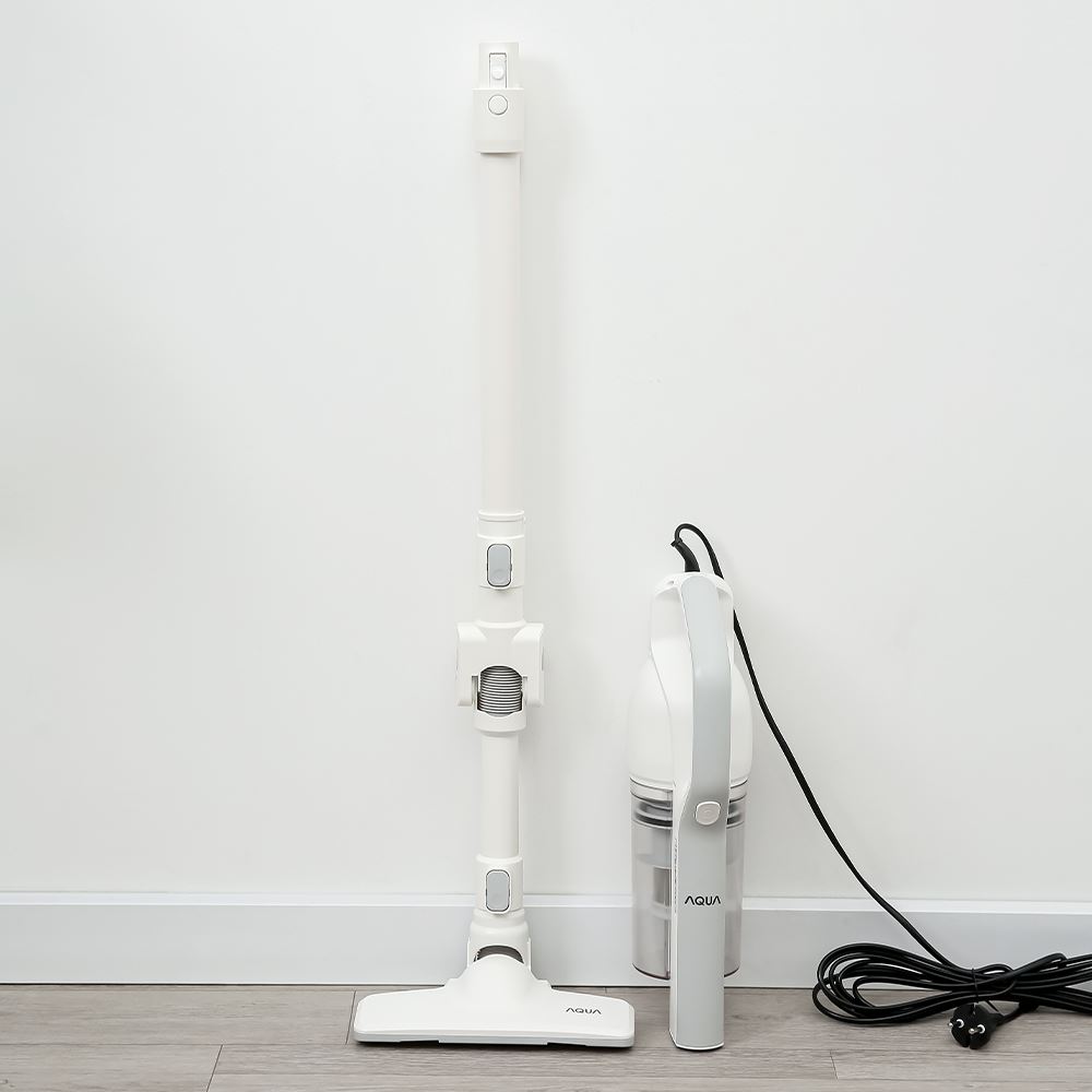Máy hút bụi cầm tay AQUA AQS-CCXL8R(W)-VN Màu Trắng