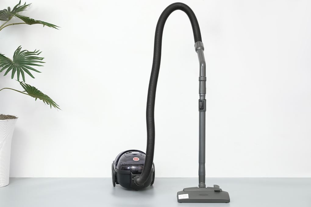 Máy hút bụi dạng hộp Hitachi CV-SF16A Màu Đen