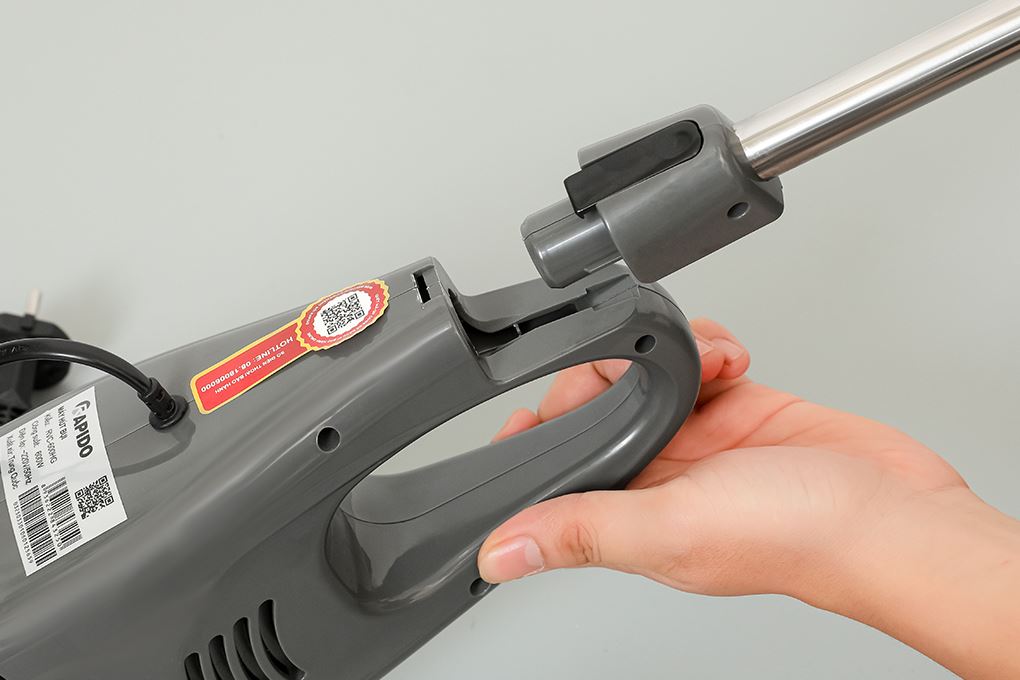 Máy hút bụi cầm tay Rapido RVC-600HG Màu Đen - Xám