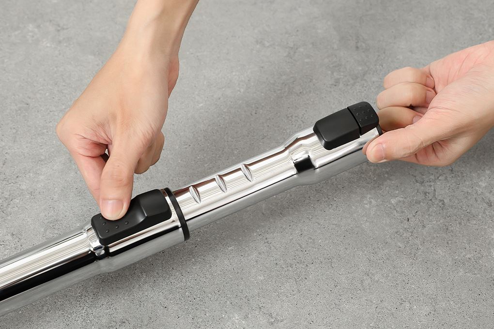 Máy hút bụi dạng hộp Electrolux Clean 500 EFC52614 Màu Xám