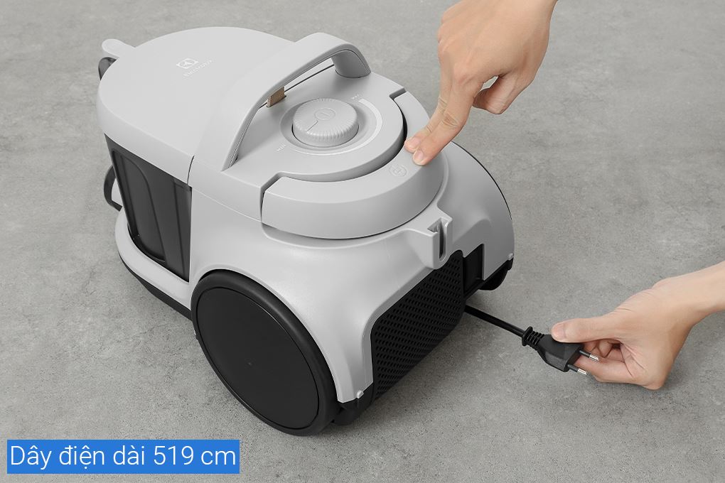 Máy hút bụi dạng hộp Electrolux Clean 500 EFC52614 Màu Xám