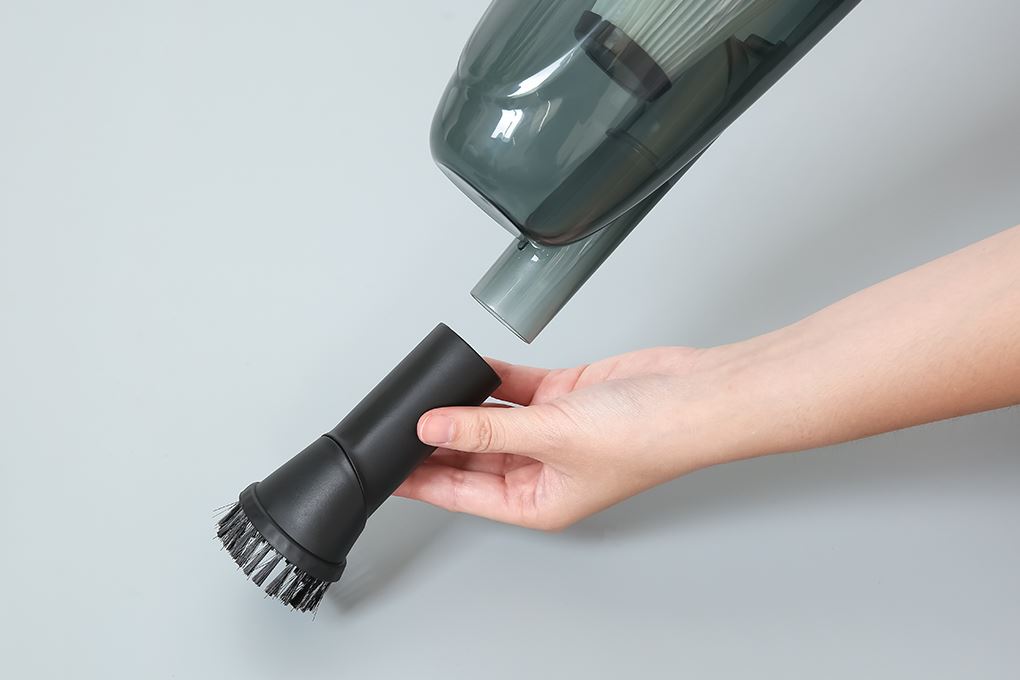 Máy hút bụi cầm tay Rapido RVC-600HD Màu Đen - Xám