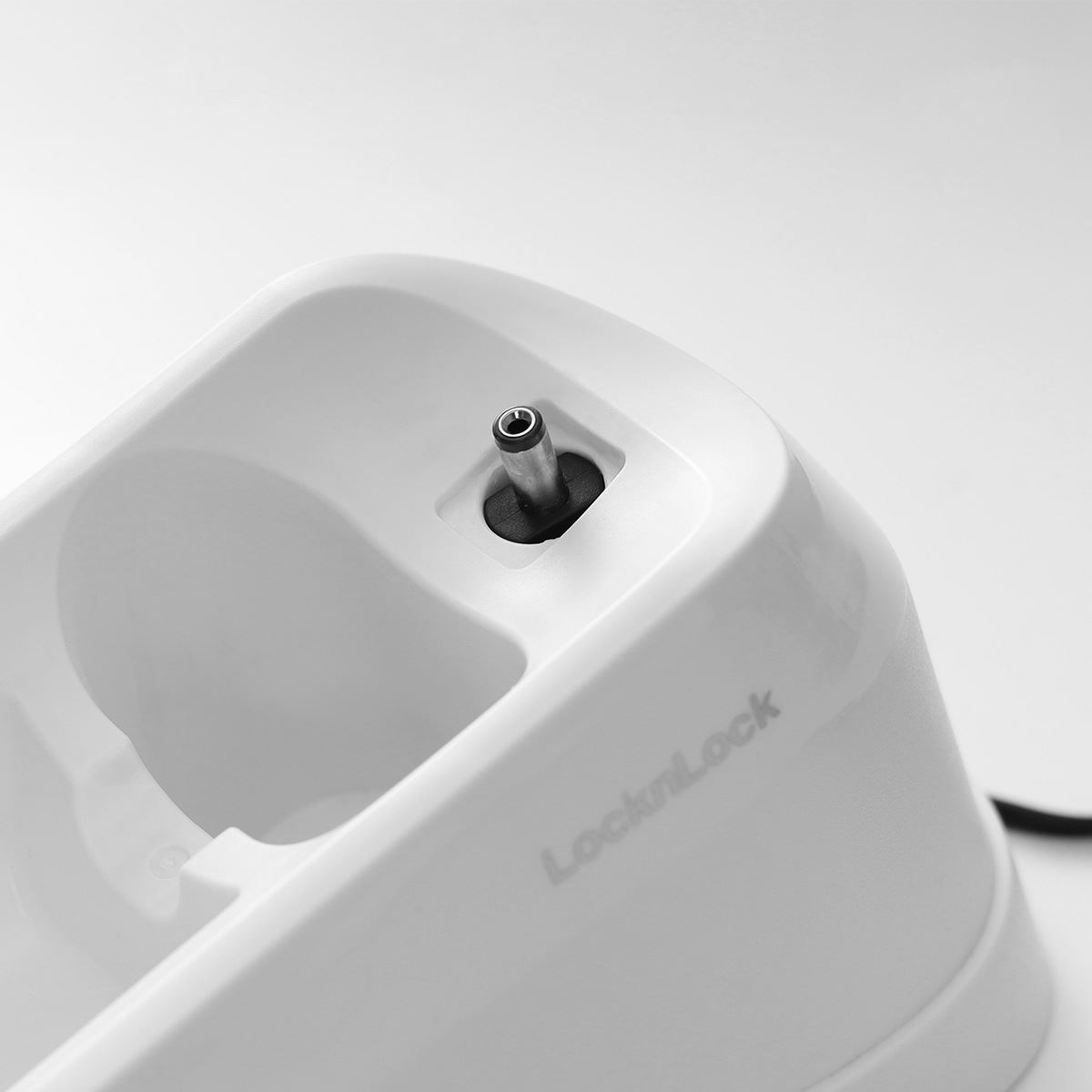 Máy hút bụi không dây Lock&Lock ENV136WHT - 2