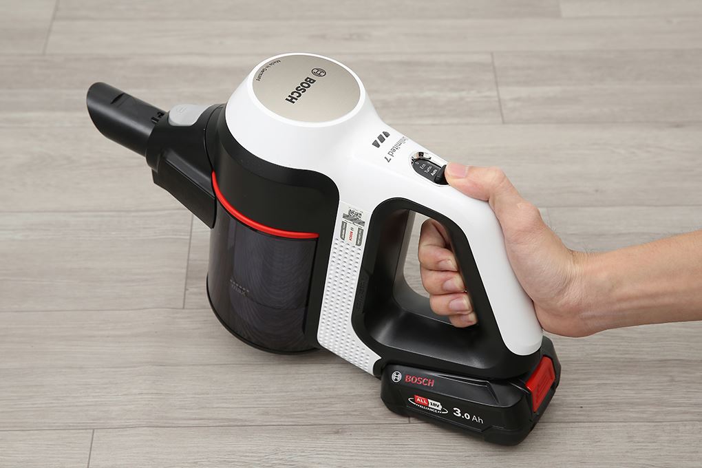 Máy hút bụi không dây Bosch BBS711W - 18