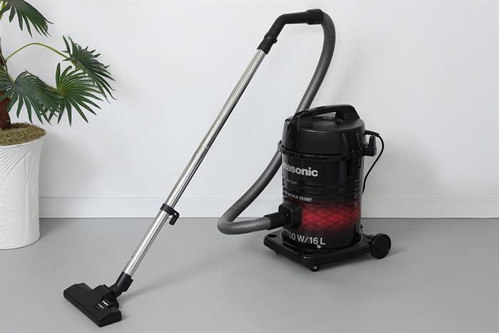 Máy hút bụi công nghiệp Panasonic MC-YL631RN46 Màu Đen - Đỏ