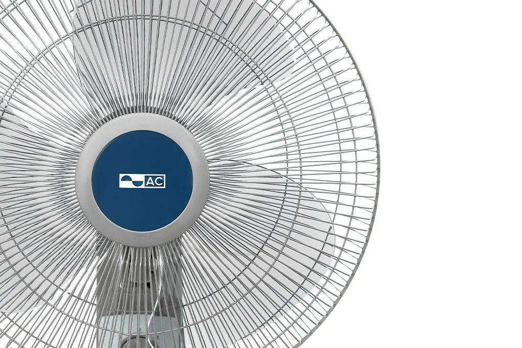 Quạt treo tường AC 3 cánh AWF03A163 55W Màu Xám