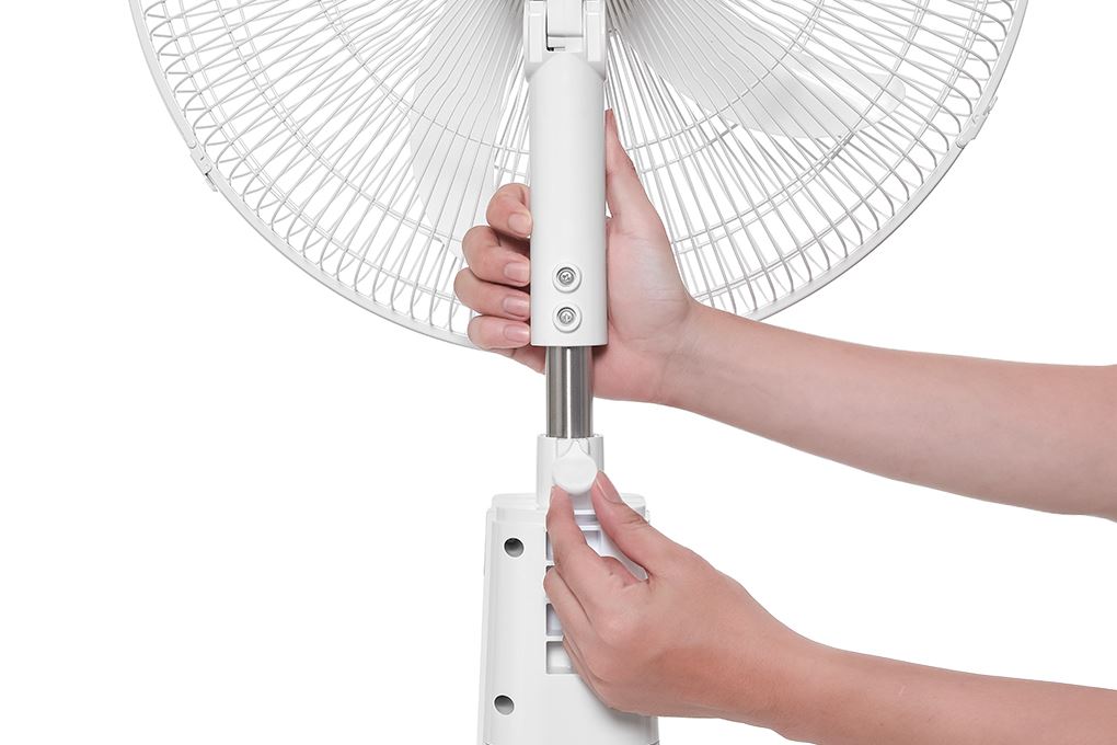 Quạt sạc điện Midea 5 cánh MFS180D0BPW 30W Màu Trắng