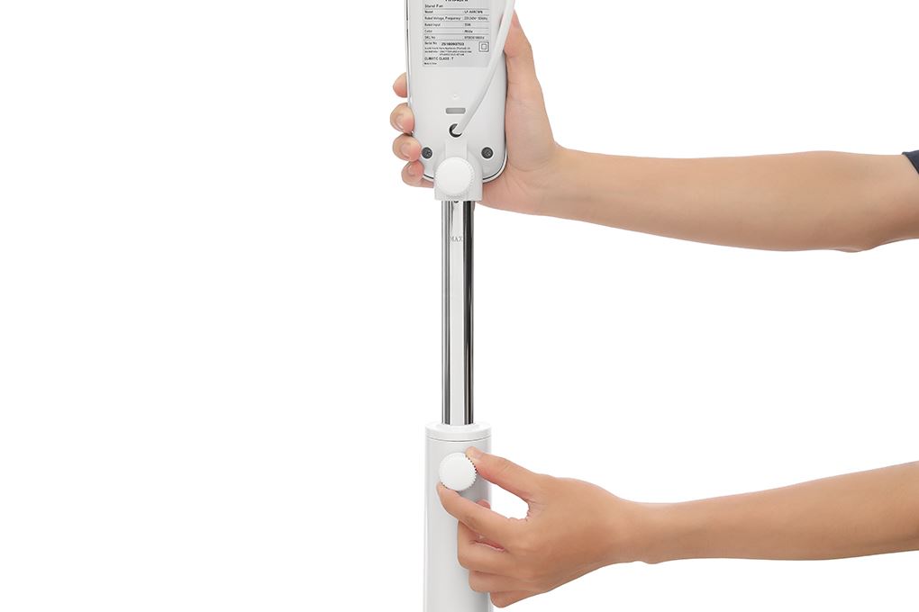 Quạt đứng Hitachi LF-A6RCWN 55W Màu Trắng