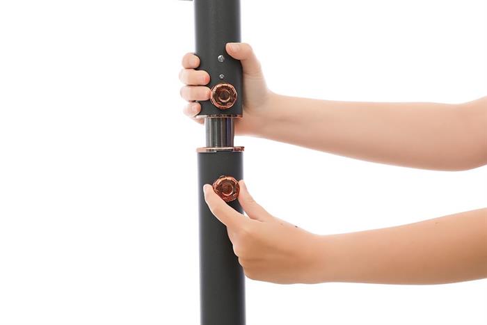 Quạt đứng Daikiosan 6 cánh DQ102 70W - Xám Màu Xám