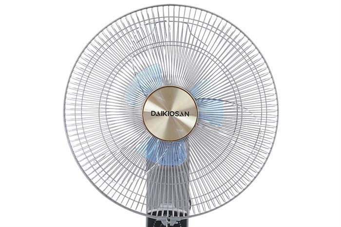 Quạt treo tường Daikiosan 6 cánh DQ120 55W Màu Xám