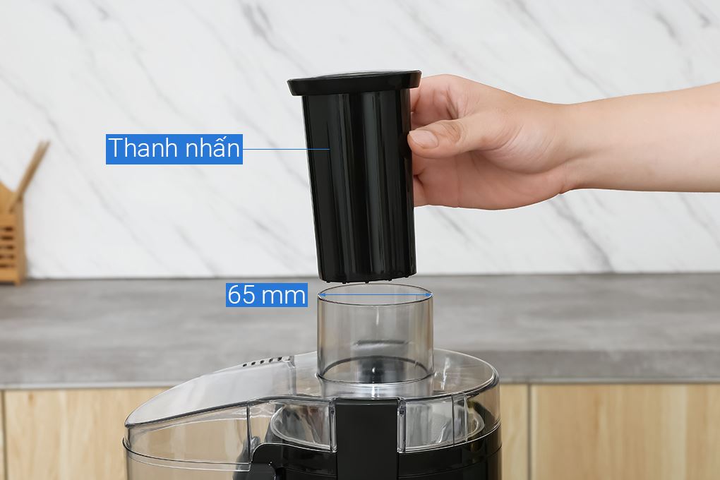 Máy ép trái cây Kangaroo KGFJ8M1G Màu Đen - Bạc