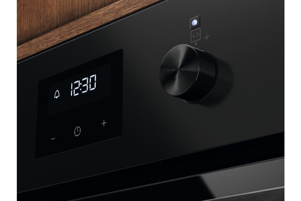 Lò nướng âm Electrolux KOIGE00H2 72 lít Màu Đen