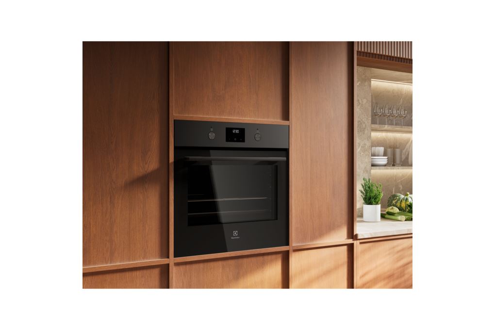 Lò nướng âm Electrolux KOIGE00H2 72 lít Màu Đen