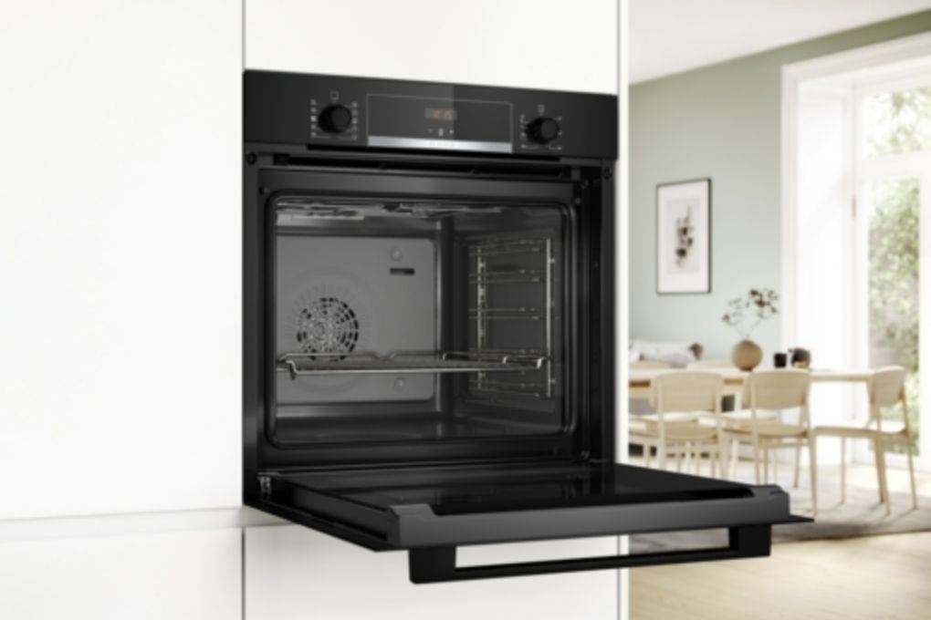 Lò nướng hơi nước âm Bosch HQA534BB3B 71 lít