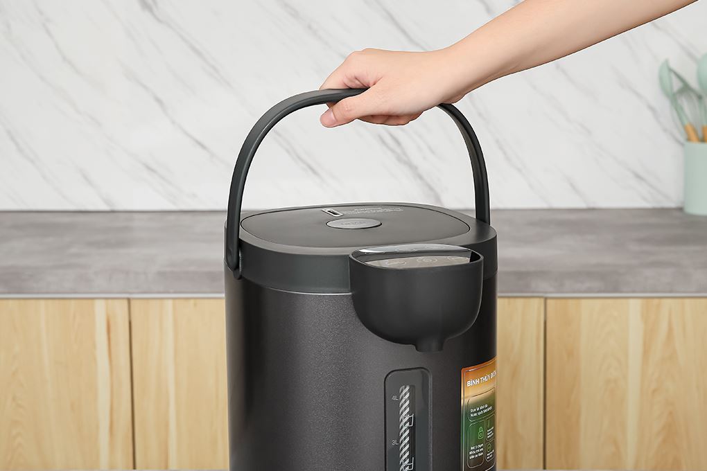 Bình thuỷ điện Kangaroo KGT55G 5.5 lít Màu Đen