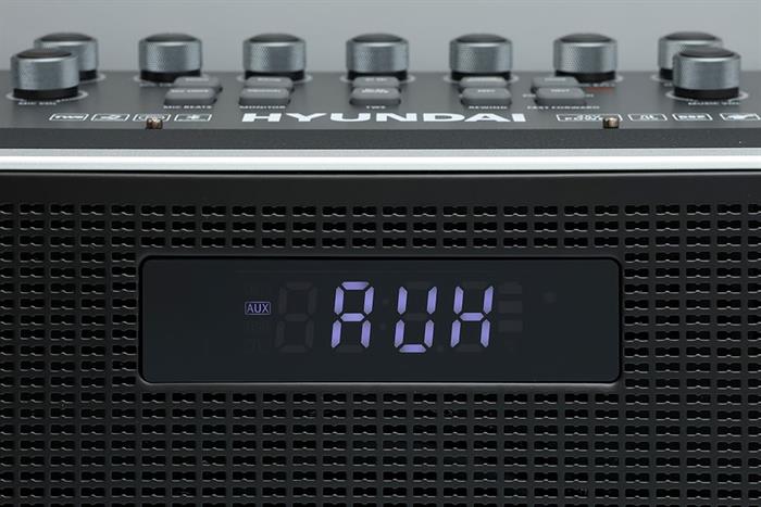 Loa Bluetooth karaoke Hyundai H9S 300W Màu Đen