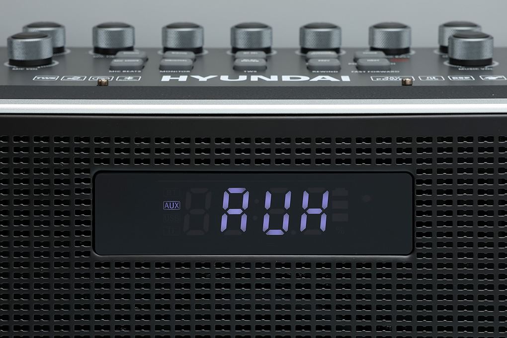 Loa Bluetooth karaoke Hyundai H9S 300W Màu Đen
