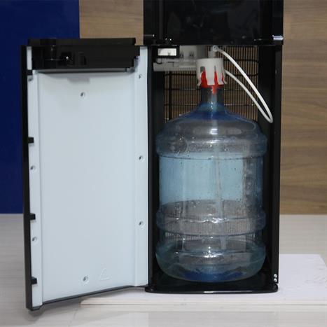 Cây nước nóng lạnh FujiE WD5500C 585W Màu Đen - Xám