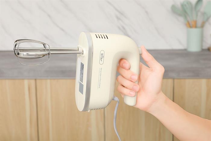 Máy đánh trứng Bear HAM-025CG 200W Màu Màu be
