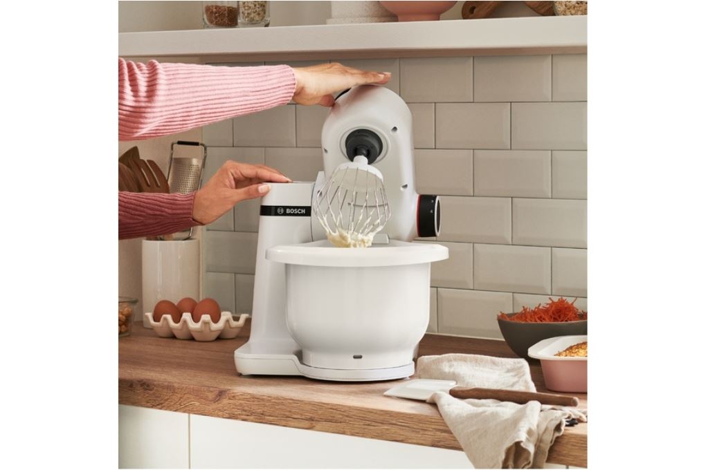 Máy nhồi bột đánh trứng Bosch MUMS2AW00