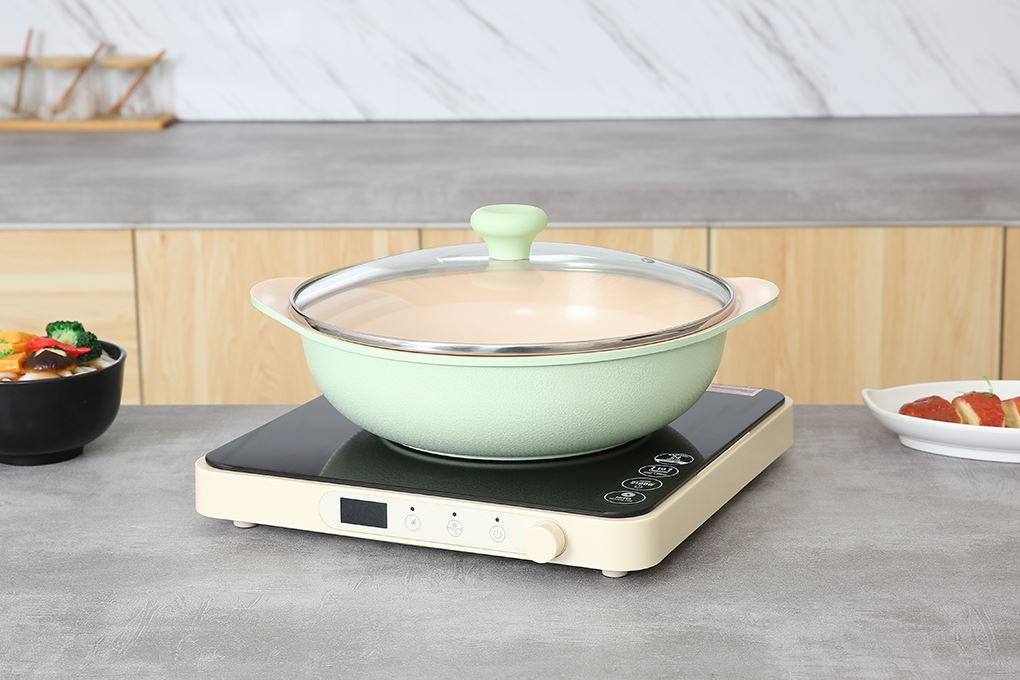 Nồi lẩu nhôm chống dính nắp kính 28 cm Green Cook GCS2410-28IH Màu Xanh