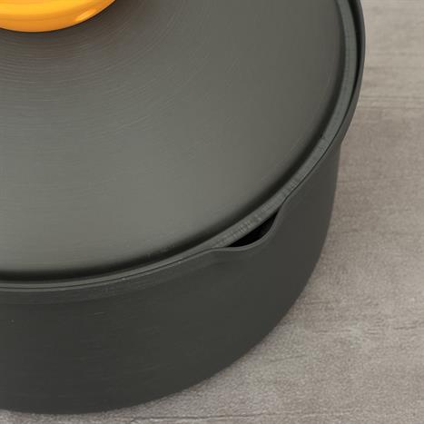 Nồi nhôm chống dính nắp nhôm 18 cm Lock&Lock LCA3181Y-1 Màu vàng