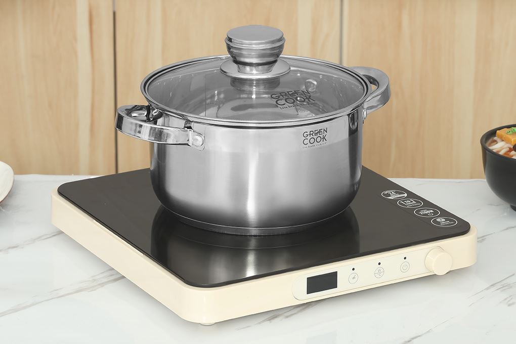 Nồi inox 3 đáy nắp kính 20 cm Green Cook GCS2515-20IH Màu Inox
