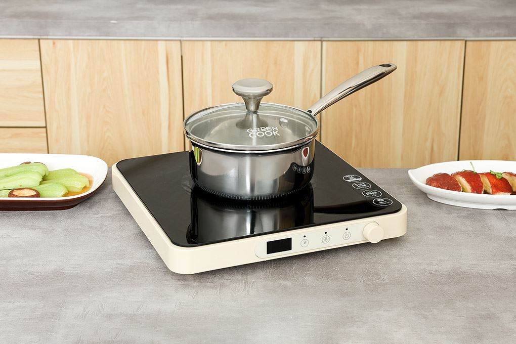 Quánh inox 3 lớp nguyên khối nắp kính 16 cm Green Cook GCS235-16IH Màu Inox