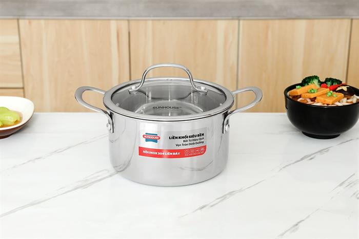 Nồi Inox 3 lớp nguyên khối nắp kính 18 cm Sunhouse SHG706-18 Màu Inox