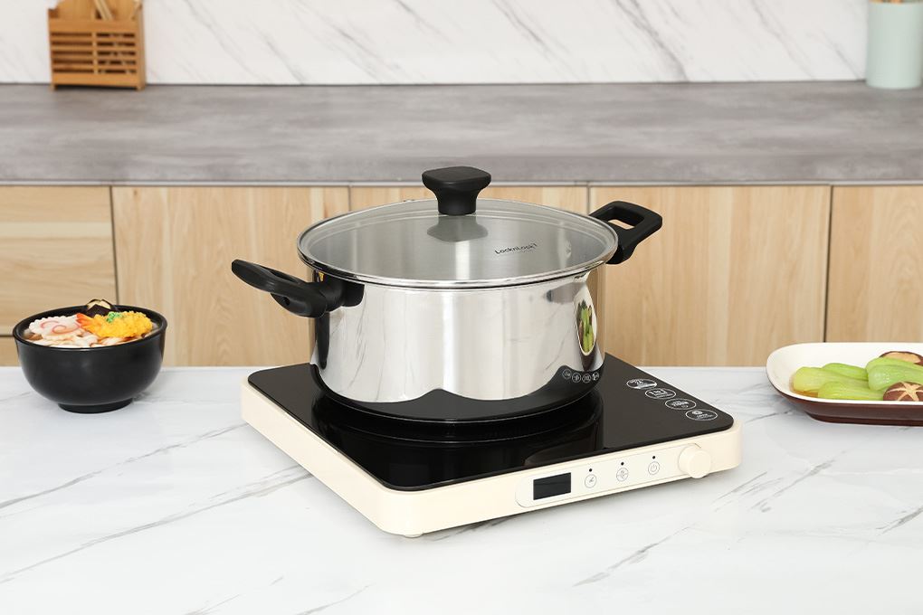 Nồi inox đáy từ nắp kính 24 cm Lock&Lock CSC2423IH Màu Inox