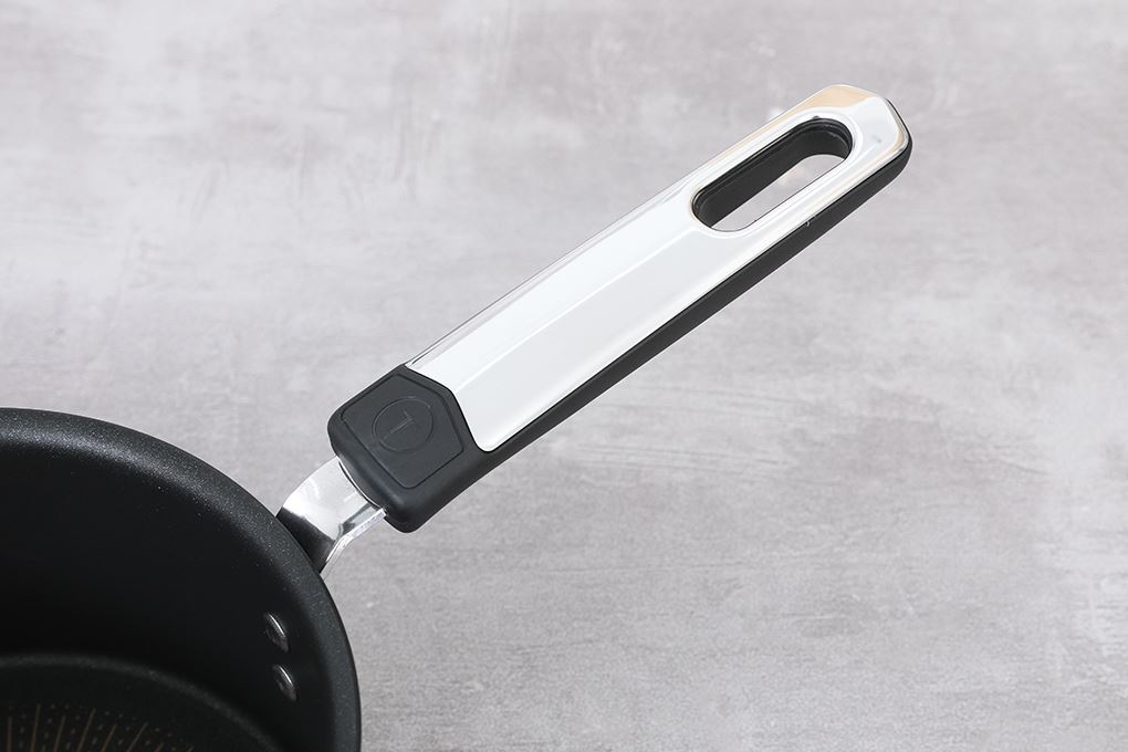 Quánh nhôm chống dính 16 cm Tefal Excellence Fusion G3412802 Màu Đen