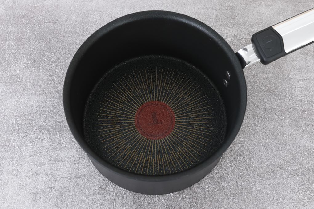 Quánh nhôm chống dính 16 cm Tefal Excellence Fusion G3412802 Màu Đen