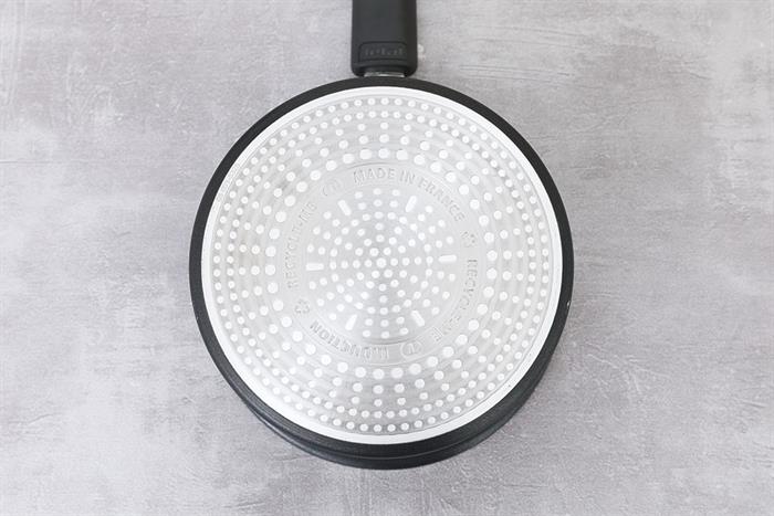Quánh nhôm chống dính 16 cm Tefal Excellence Fusion G3412802 Màu Đen