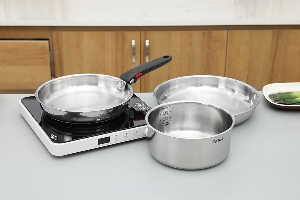 Bộ 3 nồi chảo inox Tefal Ingenio Emotion L896S453 Màu Inox
