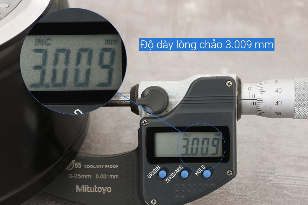 Chảo nhôm chống dính Ultra titanium đáy từ 20 cm Sunhouse ST20B Màu Đen