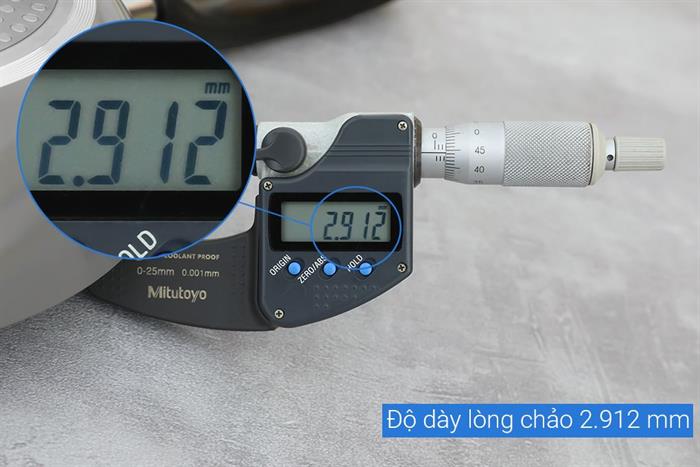 Chảo nhôm chống dính đáy từ 20 cm Elmich Colosseum Y1 EL-3718 Xám Màu Xám