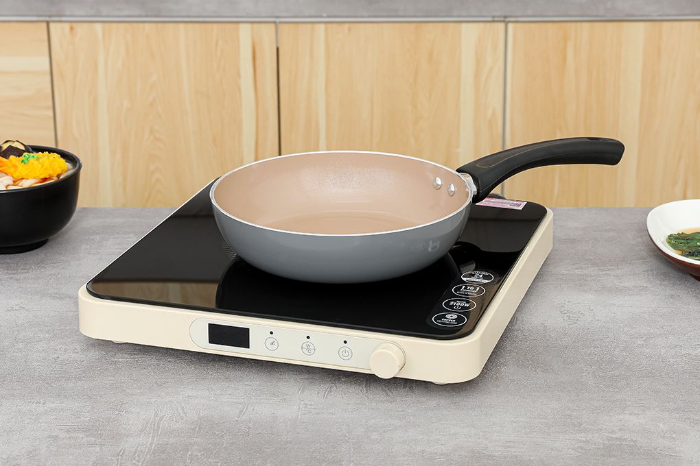 Chảo nhôm chống dính đáy từ 20 cm Elmich Colosseum Y1 EL-3718 Xám Màu Xám