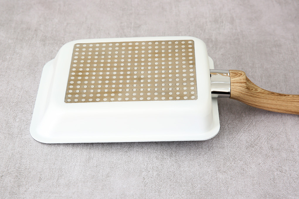 Chảo nhôm chống dính vân đá đáy từ 18 cm Sunhouse SHM18V Màu Trắng