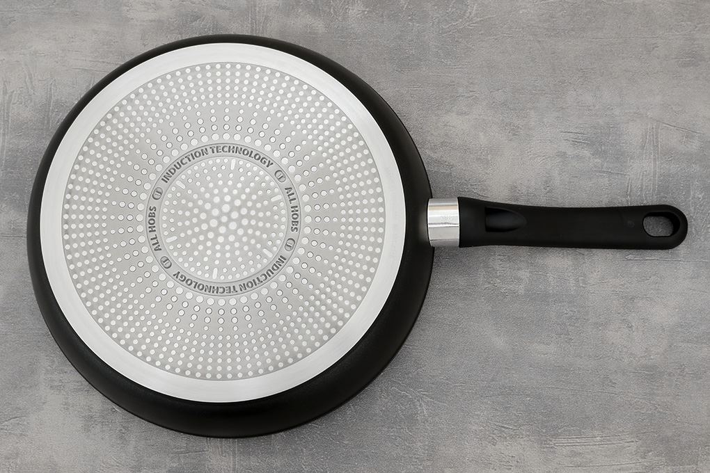 Chảo nhôm chống dính đáy từ 28 cm Tefal Flavor Force E2770674 Màu Đen