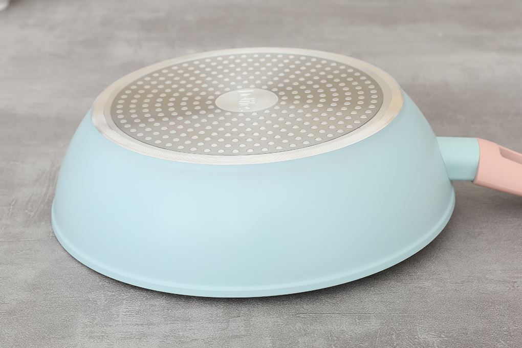 Chảo nhôm sâu chống dính đáy từ 24 cm Delites RFD1024-3 Màu Xanh