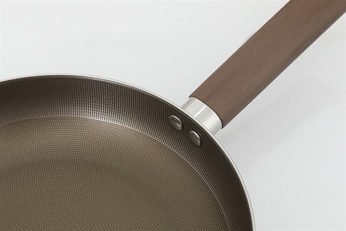 Chảo inox nguyên khối chống dính 24 cm AVA TC-TCJG24 Màu Inox