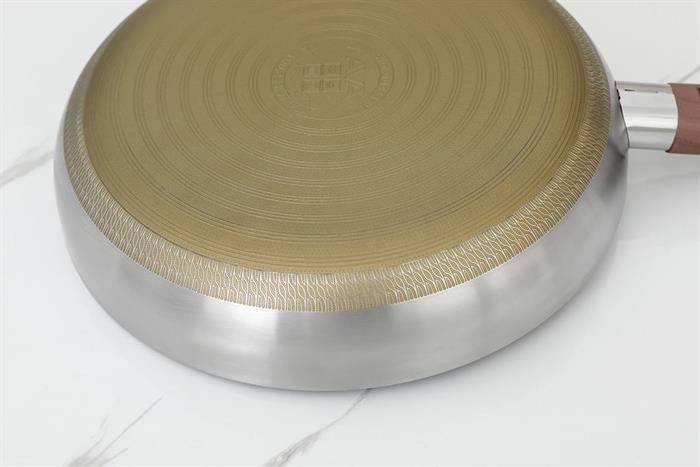 Chảo inox nguyên khối chống dính 24 cm AVA TC-TCJG24 Màu Inox