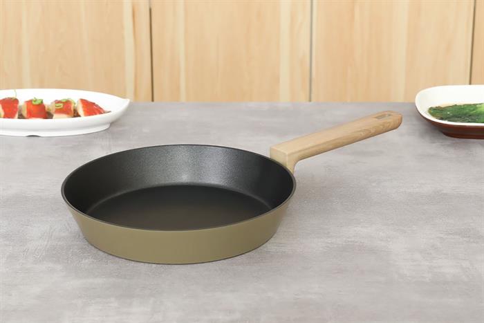 Chảo nhôm chống dính đáy từ 24 cm Sunhouse ST24P Màu Xanh rêu